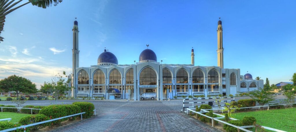 sultan ismail petra mosque kelantan